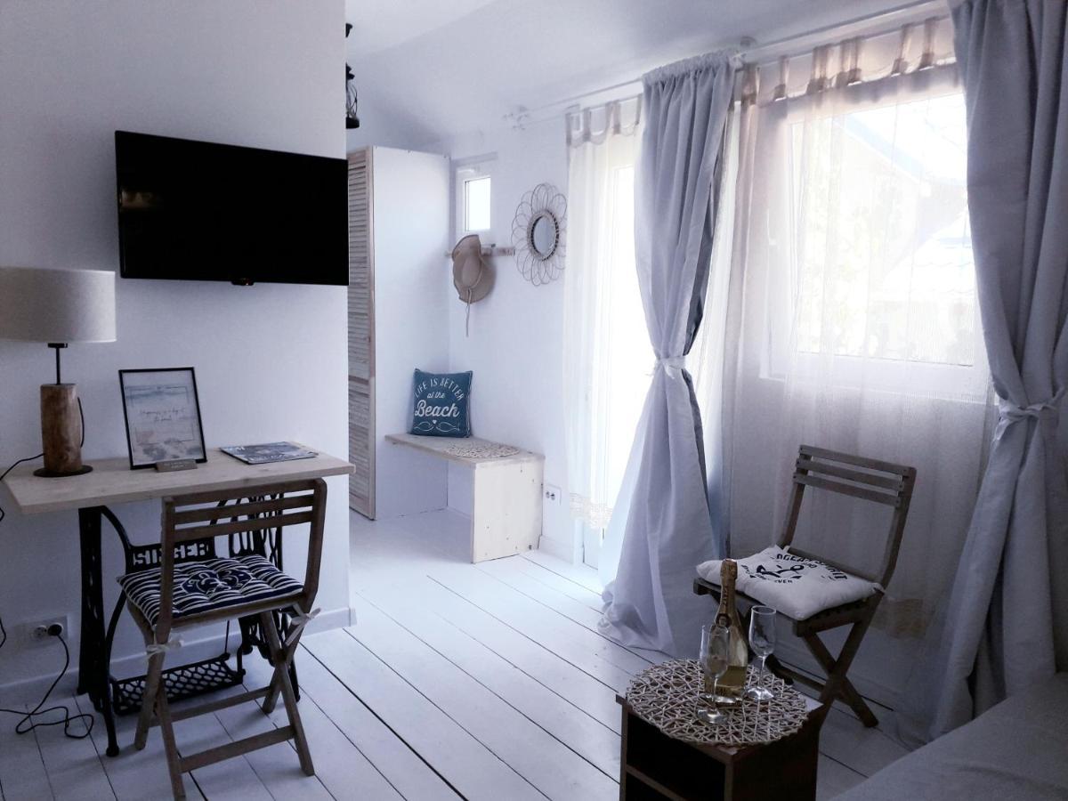Casa Babica Guesthouse Костинешти Экстерьер фото